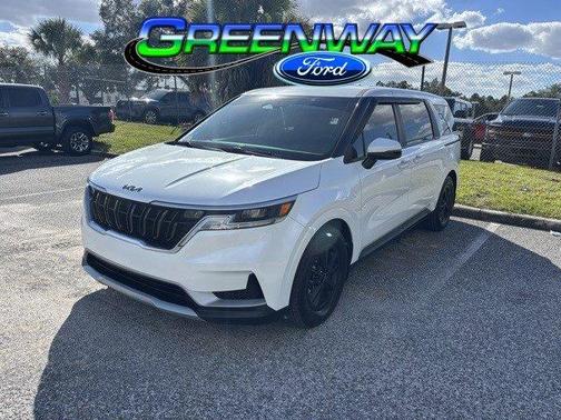 2022 Kia Carnival LXS