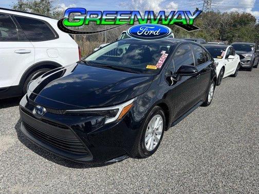 2025 Toyota Corolla Hybrid LE