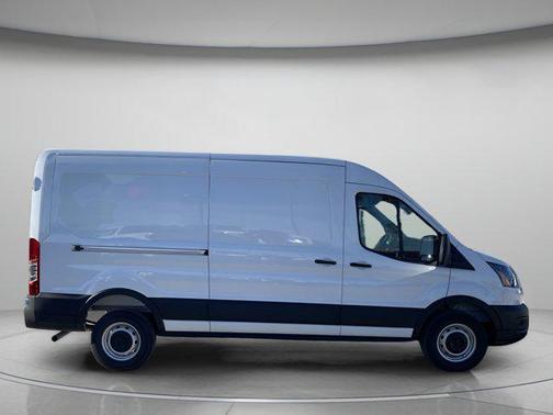 OXFORD WHITE 2026 Ford Transit-250 Base