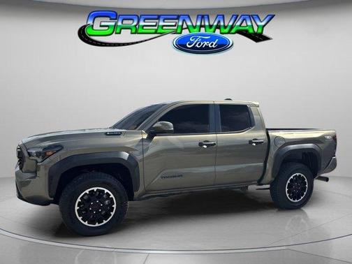 2025 Toyota Tacoma Hybrid TRD
