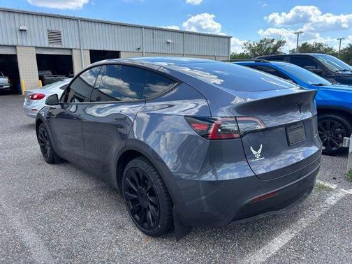 Midnight Silver Metallic 2023 Tesla Model Y Long Range Dual Motor All-Wheel Drive