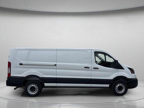 2025 Ford Transit-150