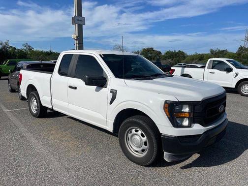 OXFORD WHITE 2023 Ford F-150 XL