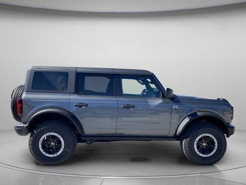 CARBONIZED GRAY METALLIC 2026 Ford Bronco Big Bend