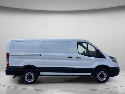 2025 Ford Transit-150