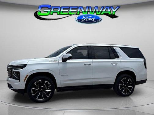 Iridescent Pearl Tricoat 2025 Chevrolet Tahoe 4WD High Country