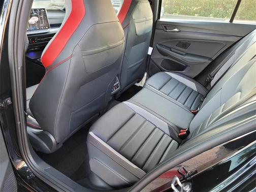 2025 Volkswagen Golf GTI 2.0T Autobahn