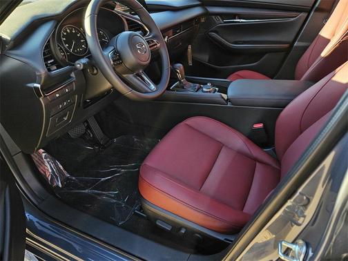 2026 Mazda Mazda3 2.5 S Carbon Edition