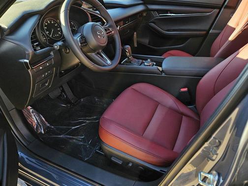 2026 Mazda Mazda3 2.5 S Carbon Edition