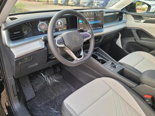 2025 Volkswagen Tiguan 2.0T SE