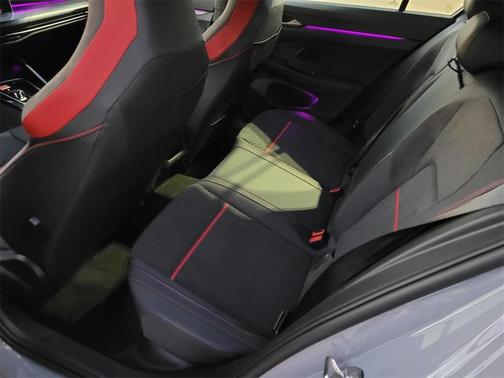 2025 Volkswagen Golf GTI 2.0T SE