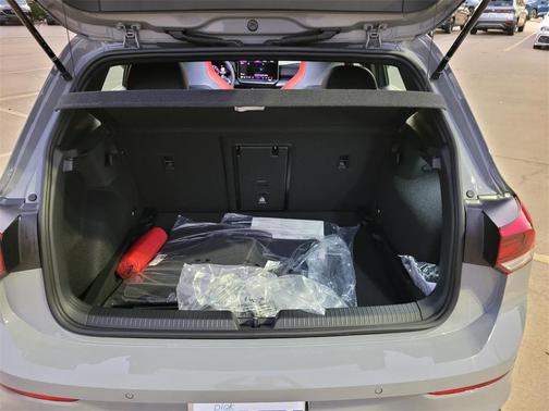 2025 Volkswagen Golf GTI 2.0T SE