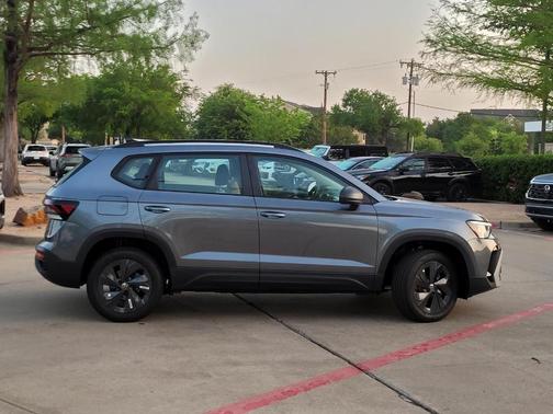 Platinum Gray 2026 Volkswagen Taos 1.5T S