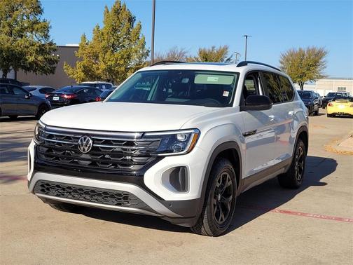 2025 Volkswagen Atlas 2.0T Peak Edition