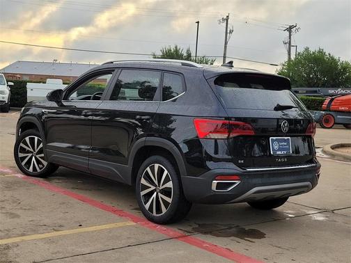 2022 Volkswagen Taos 1.5T SE