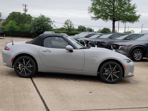 2025 Mazda MX-5 Miata Grand Touring