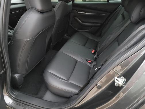 2025 Mazda Mazda3 FWD w/Preferred Package