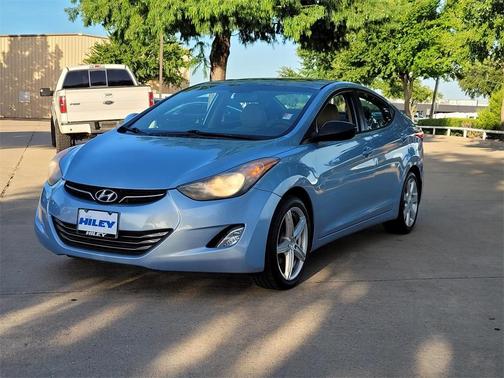 2012 Hyundai ELANTRA Limited