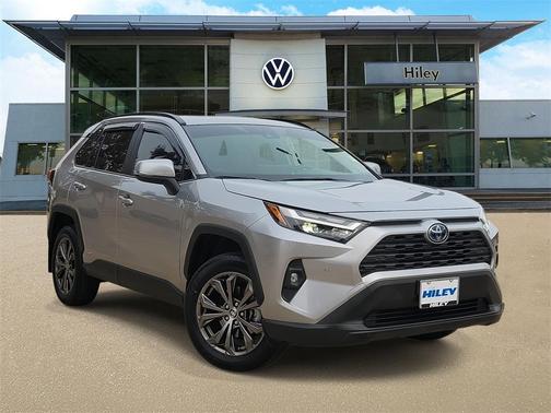 2024 Toyota RAV4 Hybrid XLE Premium
