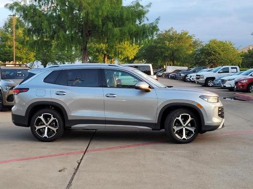 Silver 2026 Volkswagen Tiguan 2.0T SE