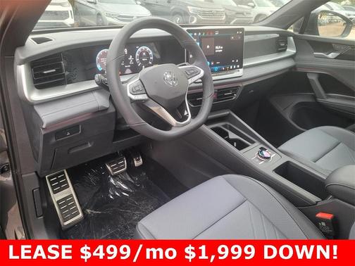 2026 Volkswagen Tiguan 2.0T SE R-Line Black