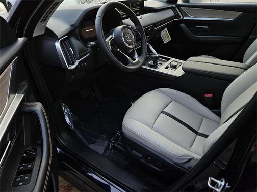 2025 Mazda CX-90 PHEV Preferred Package