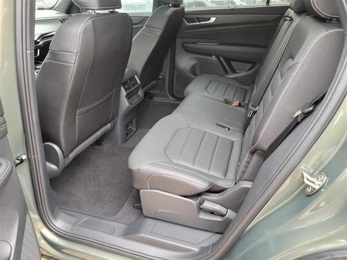 2025 Volkswagen Atlas Cross Sport 2.0T SEL