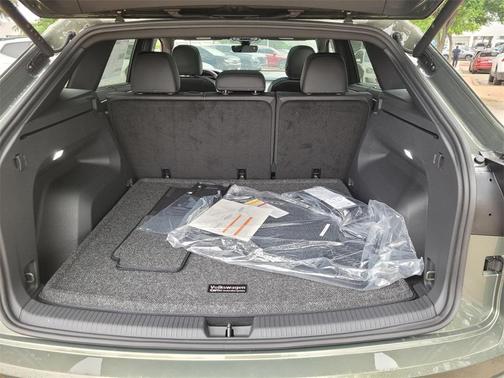 2025 Volkswagen Atlas Cross Sport 2.0T SEL