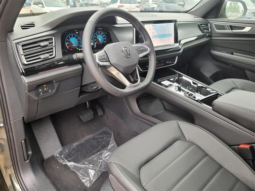 2025 Volkswagen Atlas Cross Sport 2.0T SEL