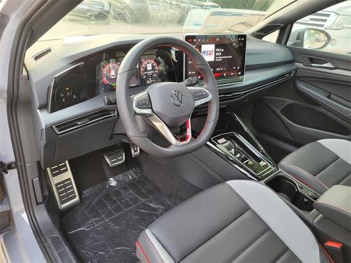 2025 Volkswagen Golf GTI 2.0T Autobahn