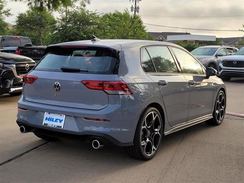 2025 Volkswagen Golf GTI 2.0T Autobahn