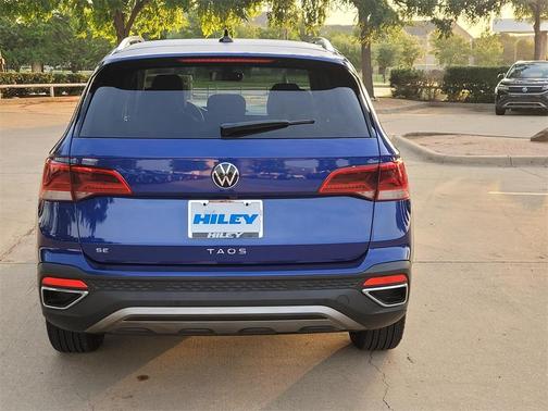 2024 Volkswagen Taos 1.5T SE