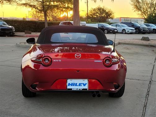 2024 Mazda MX-5 Miata Sport