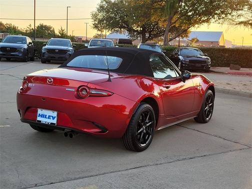 2024 Mazda MX-5 Miata Sport