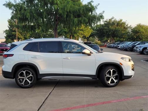 2025 Volkswagen Tiguan 2.0T SE