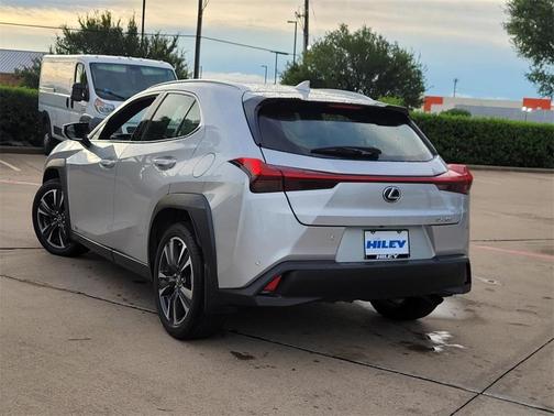 2019 Lexus UX 200 Luxury