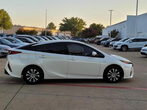 2020 Toyota Prius Prime XLE