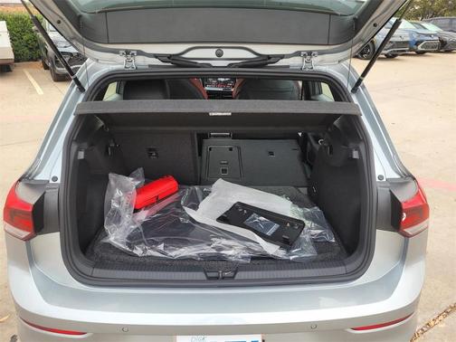 2026 Volkswagen Golf GTI SE