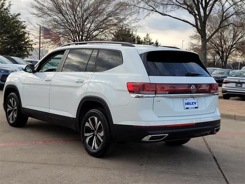 2024 Volkswagen Atlas 2.0T SE