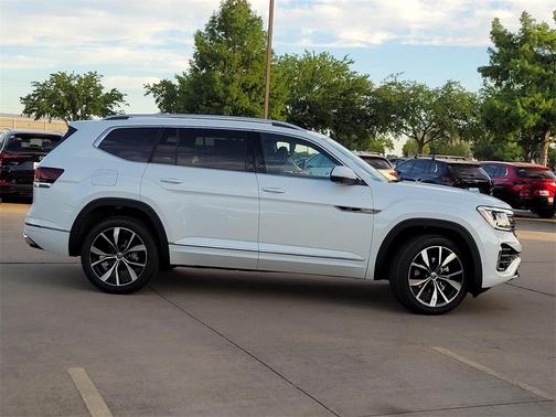 2025 Volkswagen Atlas 2.0T SEL Premium R-Line