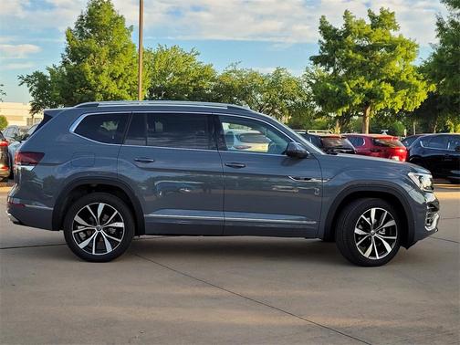 2025 Volkswagen Atlas 2.0T SEL Premium R-Line