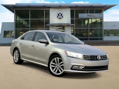 2018 Volkswagen Passat 2.0T SEL Premium