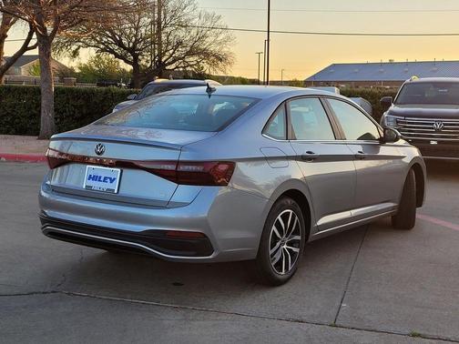 2026 Volkswagen Jetta 1.5T SE