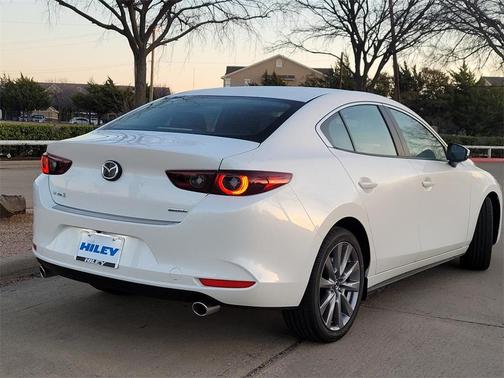 2025 Mazda Mazda3 FWD w/Preferred Package
