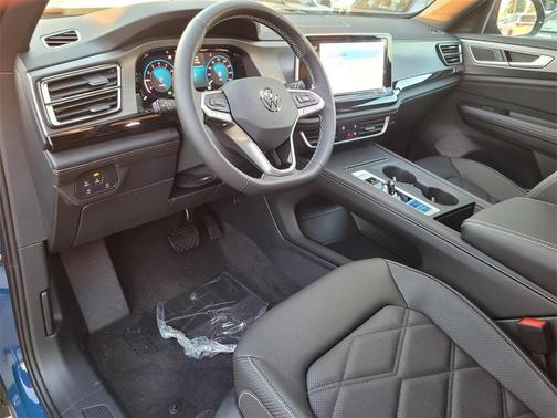 2026 Volkswagen Atlas Cross Sport 2.0T SE