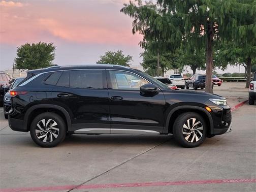 2025 Volkswagen Tiguan 2.0T S
