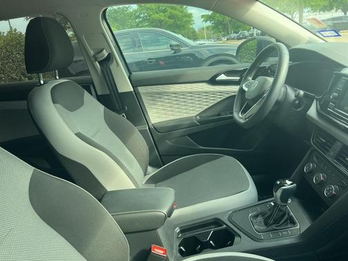 2022 Volkswagen Taos 1.5T S