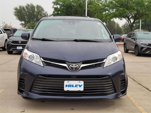 2018 Toyota Sienna L