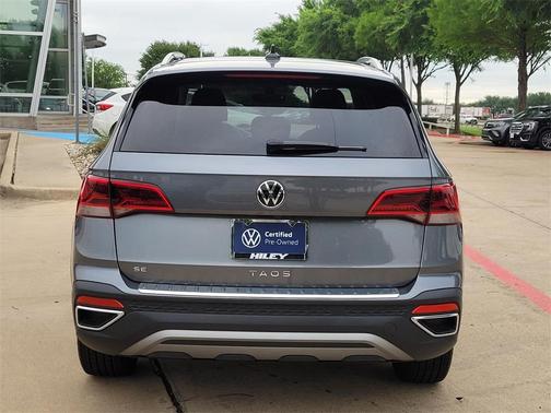 2024 Volkswagen Taos 1.5T SE