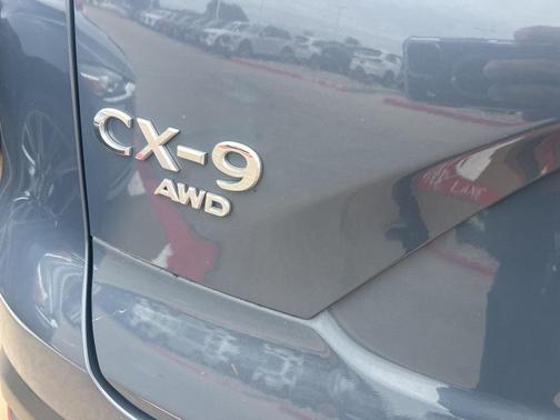 2022 Mazda CX-9 Carbon Edition